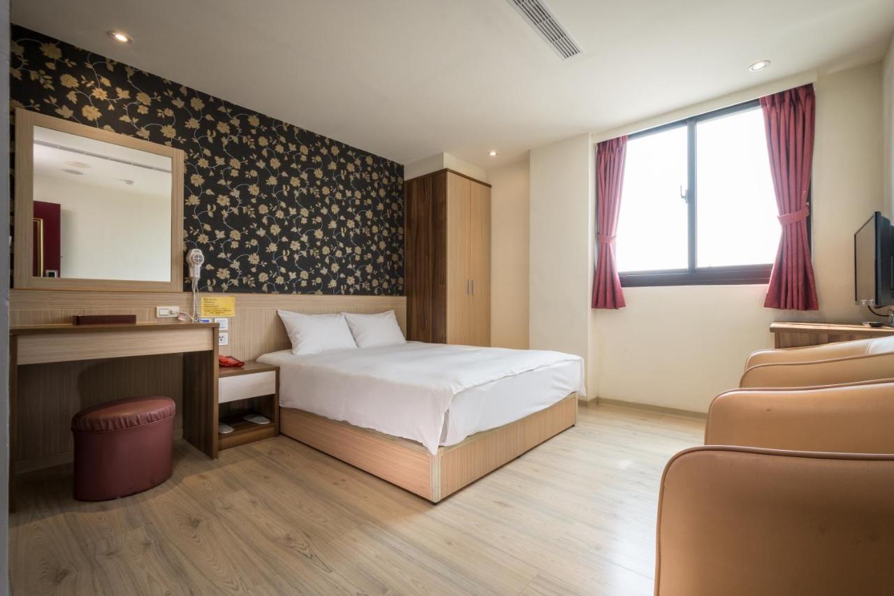 Yadi Hotel Puli Buitenkant foto