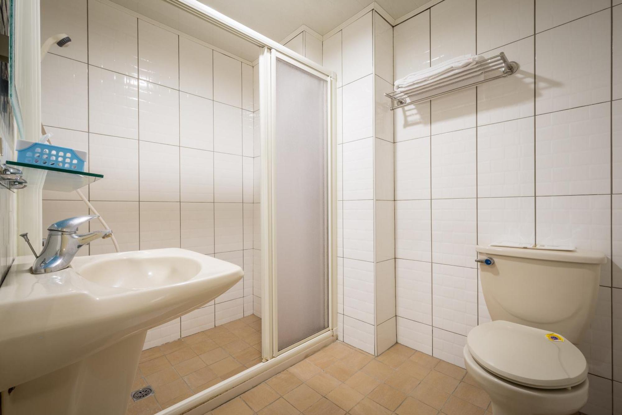 Yadi Hotel Puli Buitenkant foto