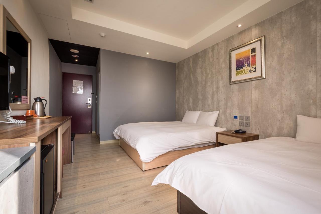 Yadi Hotel Puli Buitenkant foto