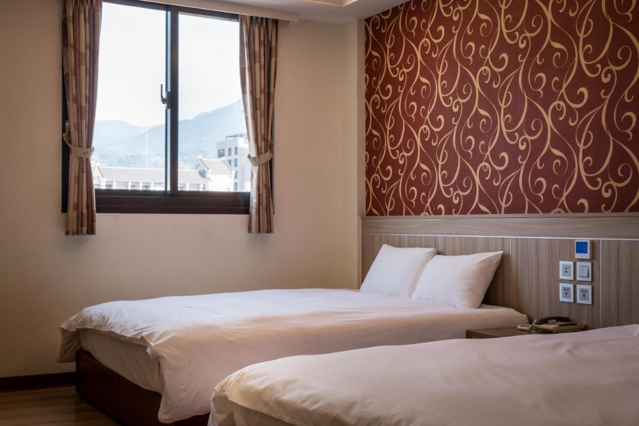 Yadi Hotel Puli Buitenkant foto