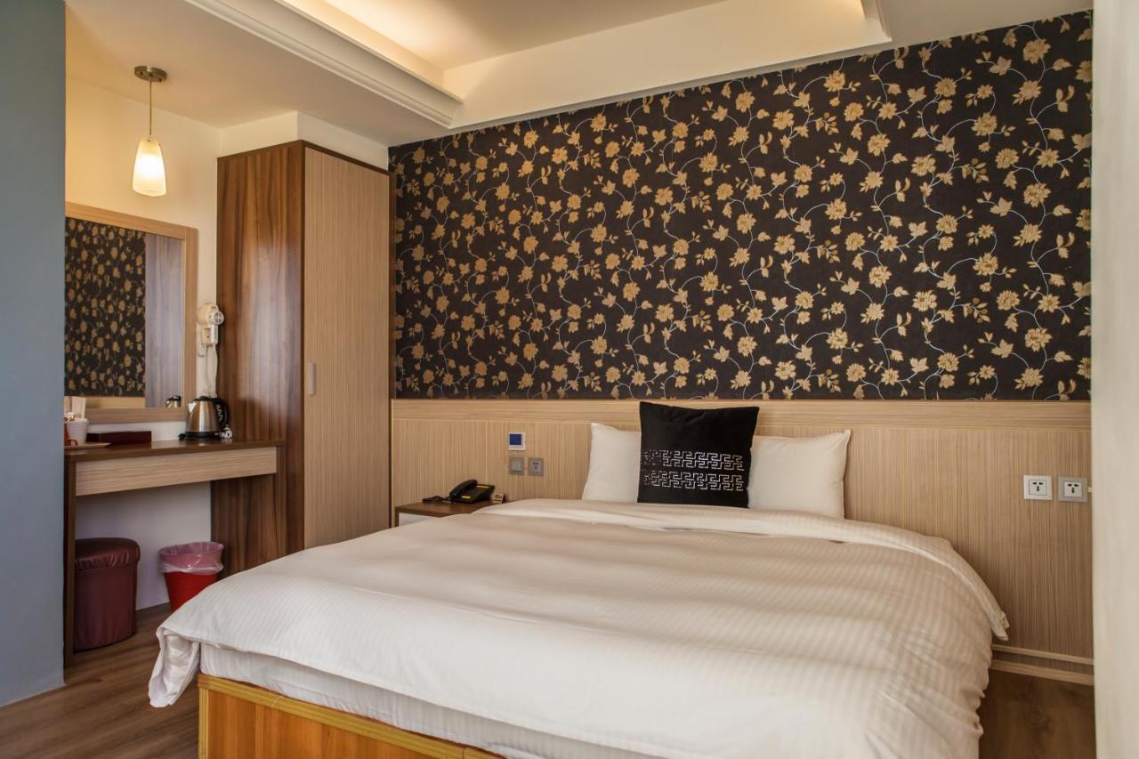 Yadi Hotel Puli Buitenkant foto